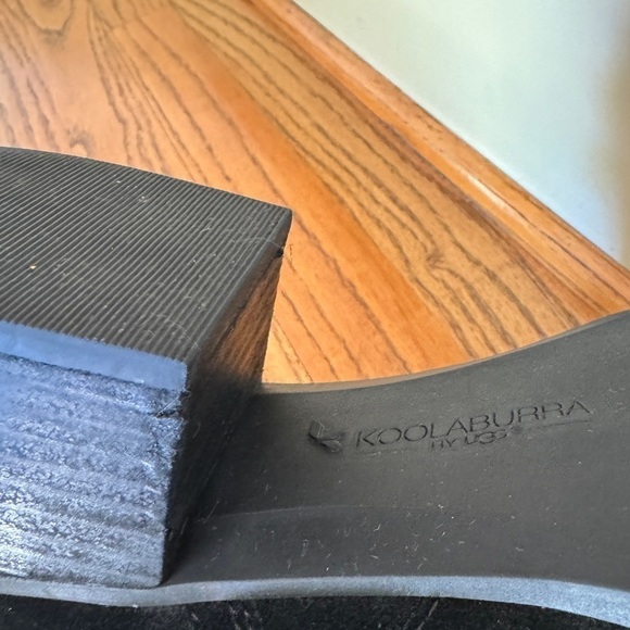 KOOLABURA By Ugg Kenz Black Suede Side Zip Tassel Booties Size 8.5 - Picture 8 of 9